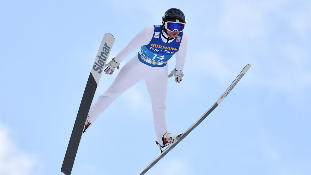 Калініченко пролетів 124.5 м, отримавши за свій виступ 107 балів