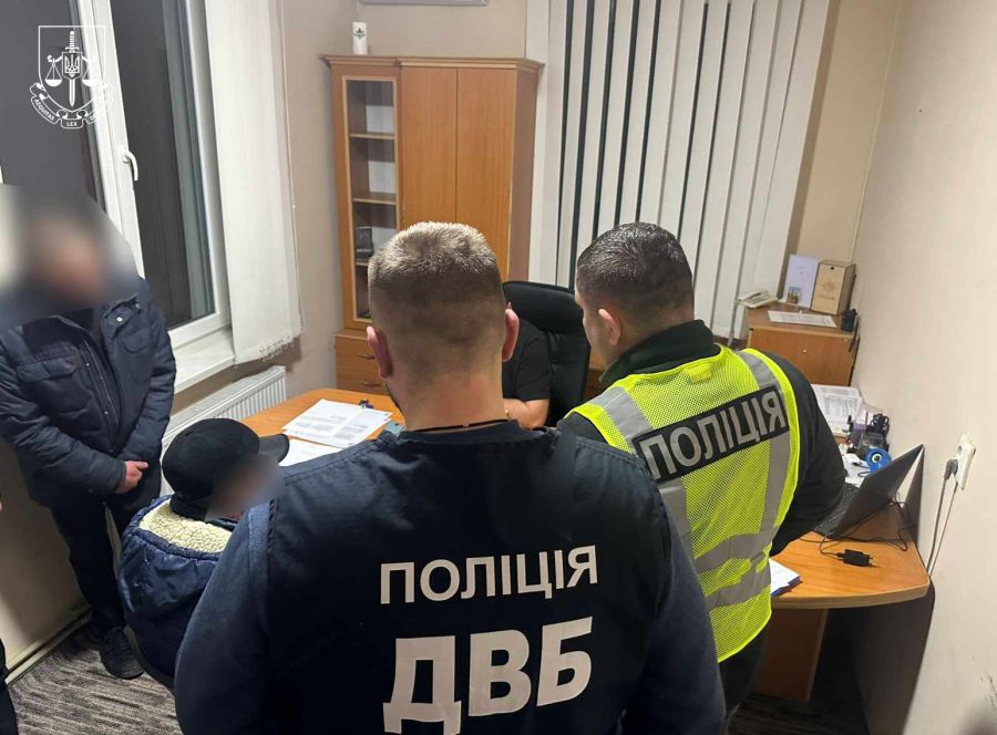 Звинуваченому загрожує позбавлення волі на строк від чотирьох до восьми років