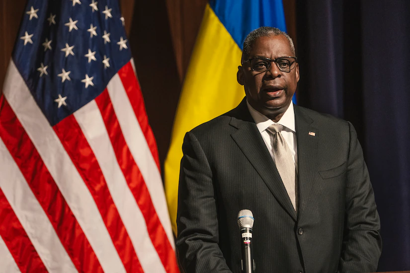 Завдяки допомозі США Україна може "продовжувати оборонятися", — зазначив глава Пентагону Ллойд Остін