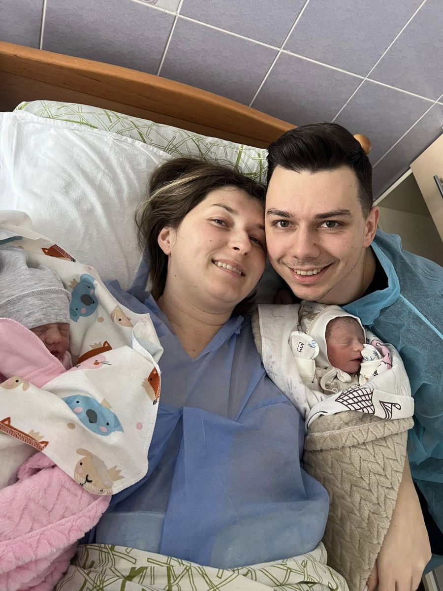 Злата та Максим побачили світ у день народження мами