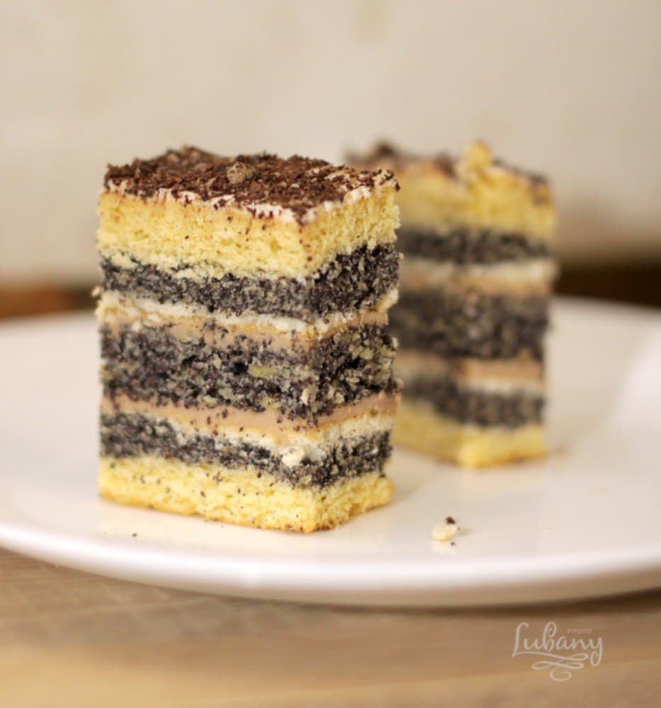 Пляцок має багато інгредієнтів і дуже смачний