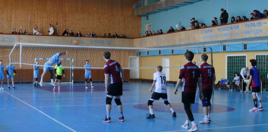 Ігри чемпіонату області відбулися у спорткомплексі "Сокіл"