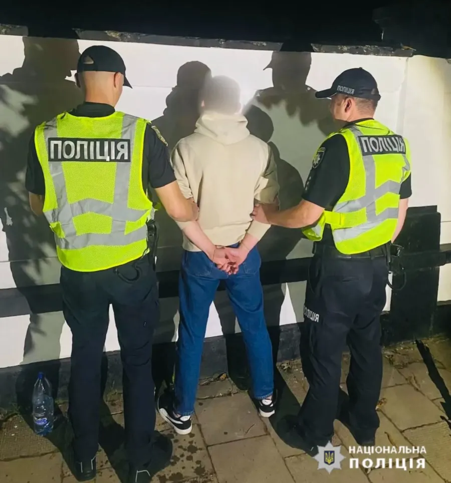 Організатор та виконавець — 27-річні мешканці Коломиї та Буковини