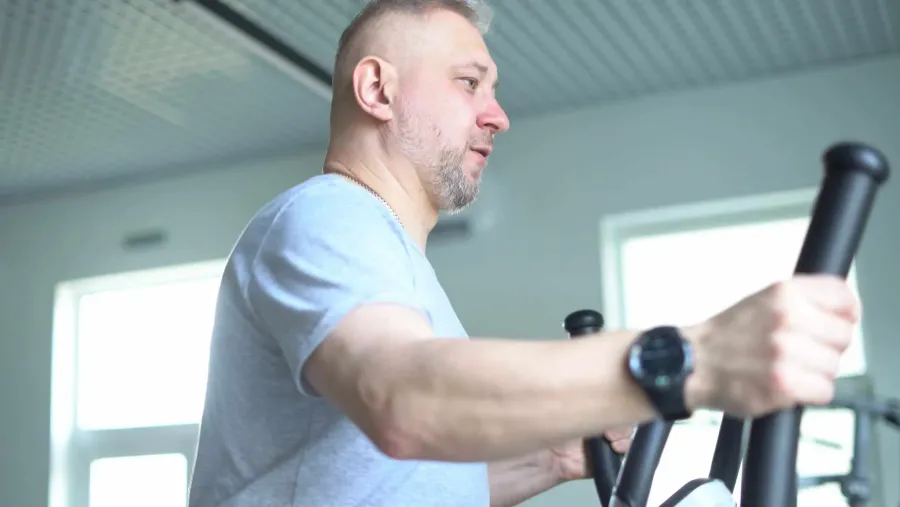 У Запоріжжі лікарі врятували моє життя перший раз, а хірурги в нашій лікарні — вдруге, розповів Микола Білоус