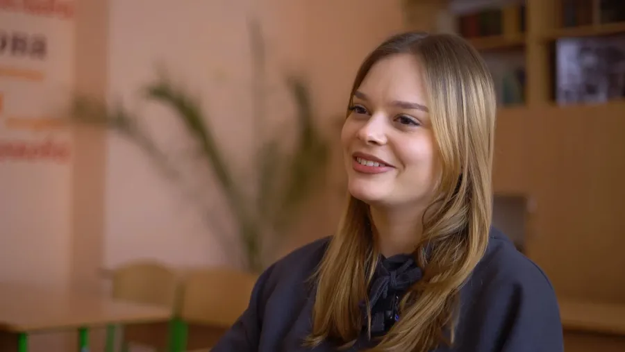 Основними темами ТікТоку ліцею №4 є шкільне життя, поїздки, меми — все, що стосується смішного контенту