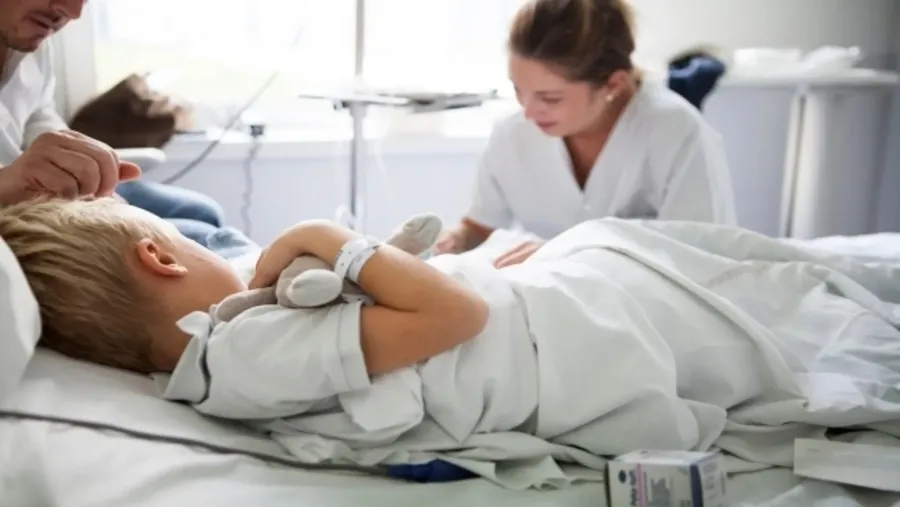 Ілюстроване фото. Через ускладнення ГРВІ було госпіталізовано 14 дітей з Калущини