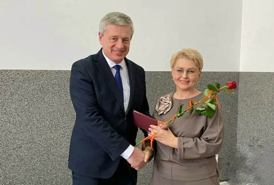 Професора Любов Прокопів отримала диплом