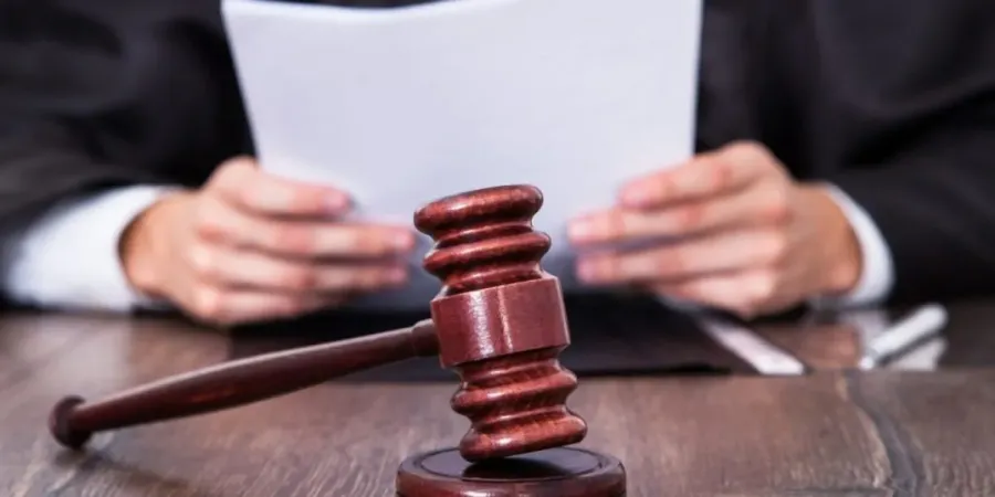 Ілюстроване фото. Обвинувачений уклав з прокурором угоду про визнання винуватості