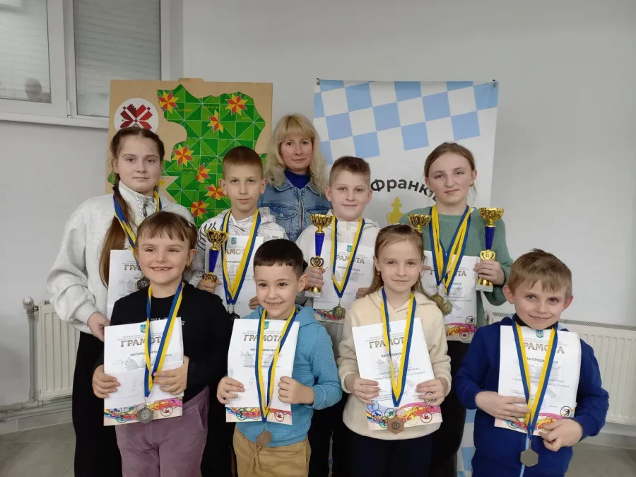 Калуські шахістки Юлія Псюк і Марта Кривуцька — серед призерів чемпіонату