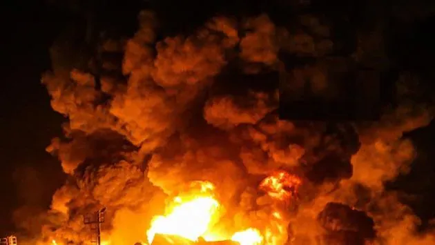 Ілюстроване фото. Зафіксовано потужні вибухи та пожежі