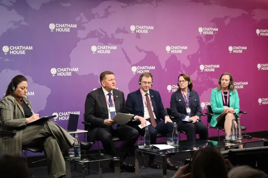 Валерій Залужний виступив на безпековій конференції у Chatham House. Фото: Facebook / Валерій Залужний