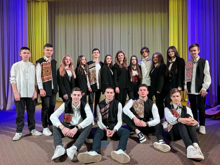 Вітання талановитим дітям та їхнім наставникам!