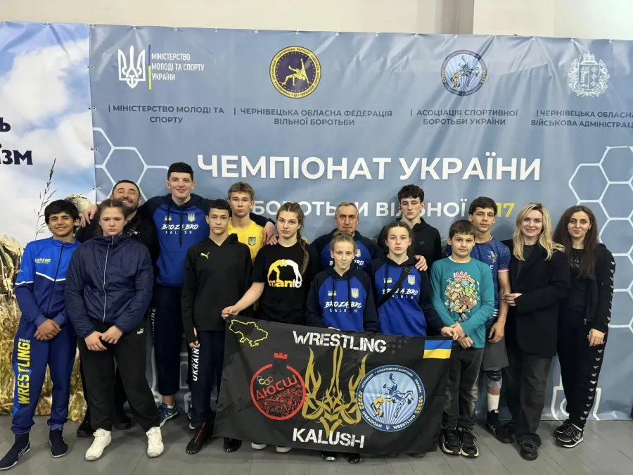 Команда Калуської ДЮСШ на чемпіонаті України серед юніорів