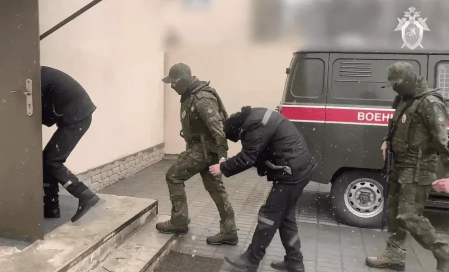 Трьох українських військових засудили в країні-окупанті за тероризм