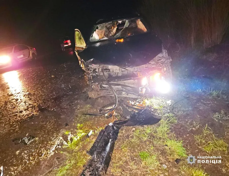 Поліцейські Прикарпаття розслідують обставини аварії