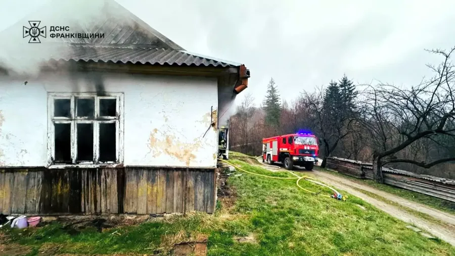 Пожежа сталася в кімнаті приватного житлового будинку на площі 40 кв. метрів