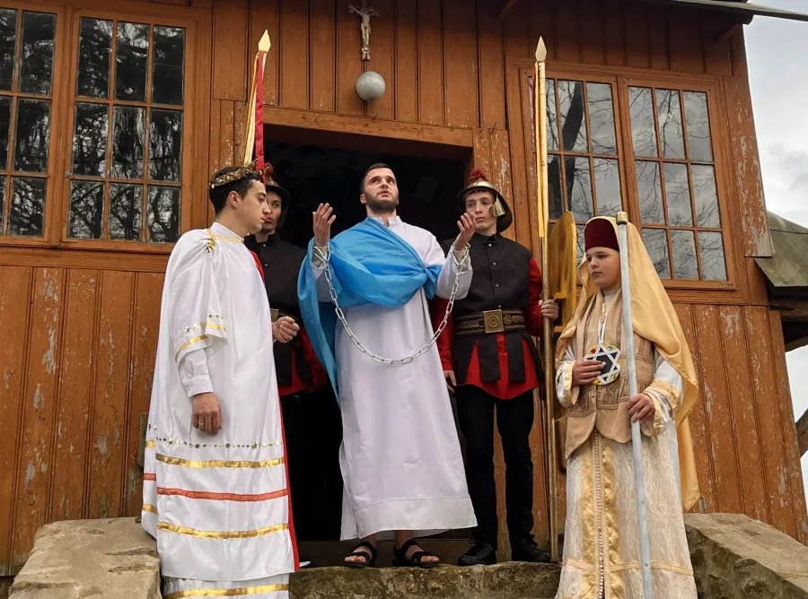 УМХівці провели інсценізації Страстей Христових у різних населених пунктах