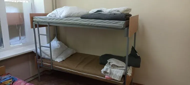 Ілюстроване фото. У "Карітасі" пояснили, що люди мають право проживати у шелтері пів року