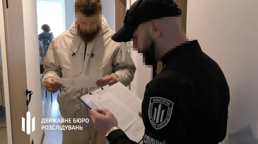 Поки військовослужбовець переховувався, його мати та брат оформили компенсацію