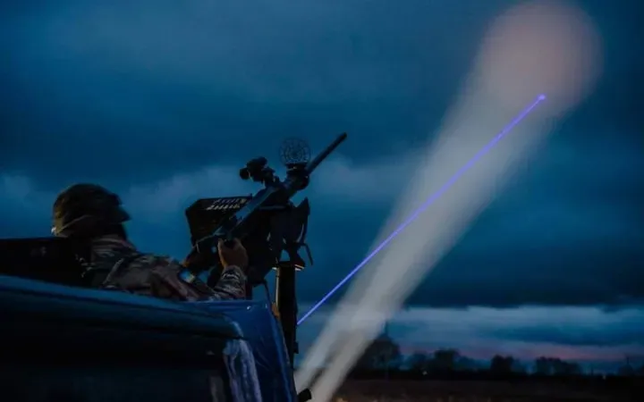 Ілюстроване фото. 80 ворожих безпілотників-імітаторів — локаційно втрачені