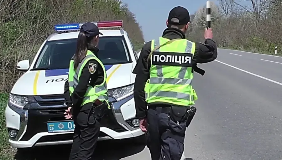 Ілюстроване фото. Чоловік пропонував хабар, щоб його не доставили до ТЦК і СП