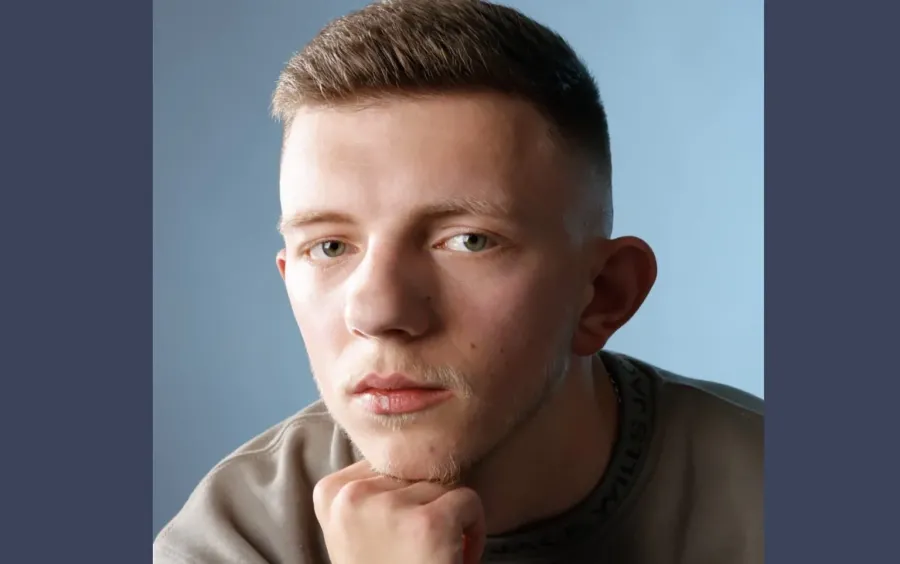 За даними британських ЗМІ, сусіди описували підозрюваного як "звичайного хлопця"