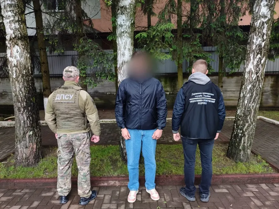 По дорозі до річки прикарпатця затримав наряд