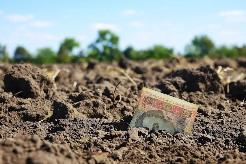 Ілюстроване фото. На затвердження ставок податку у Калуської міської ради є місяць