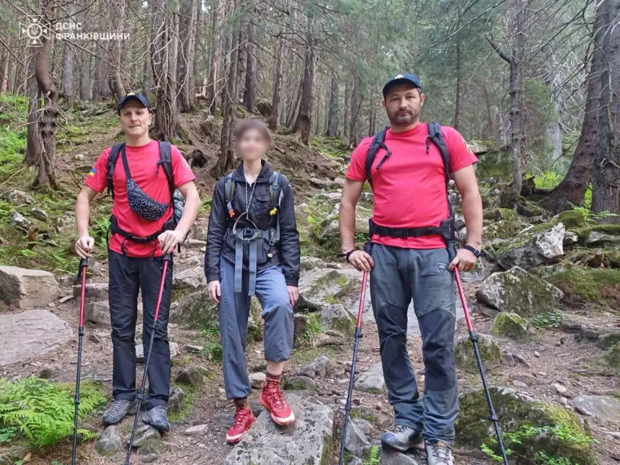 Рятувальники розшукали неповнолітню дівчину