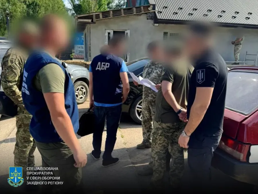 Військовослужбовці привласнили понад 5 тонн дизпалива