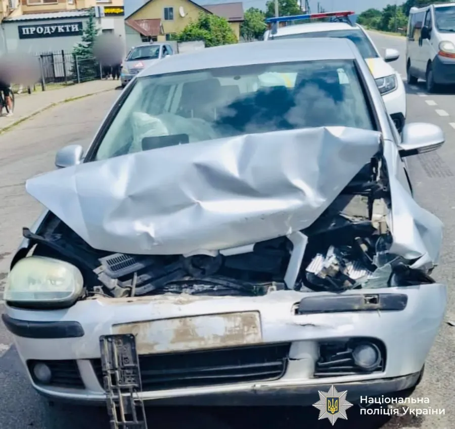 В аварії постраждали автомобілі Volkswagen, Audi А4, land Rover та Skoda Octavia