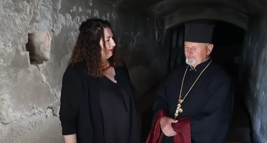 Покійників у гробниці, за твердженням місцевого пароха, тут ніколи не було