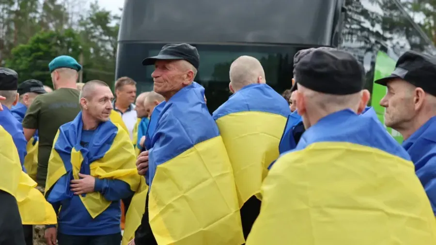 20 червня 2025 року. Обмін полоненими. Фото: Координаційний штаб з питань поводження з військовополоненими