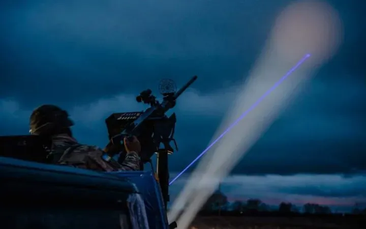 Ілюстроване фото. Уламки ворожих цілей впали на території приватних господарств 