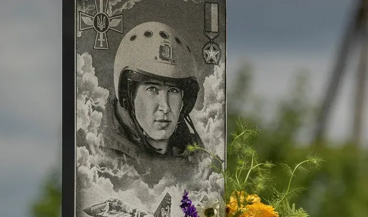 Ініціатором встановлення пам’ятного знаку став староста села Івниця