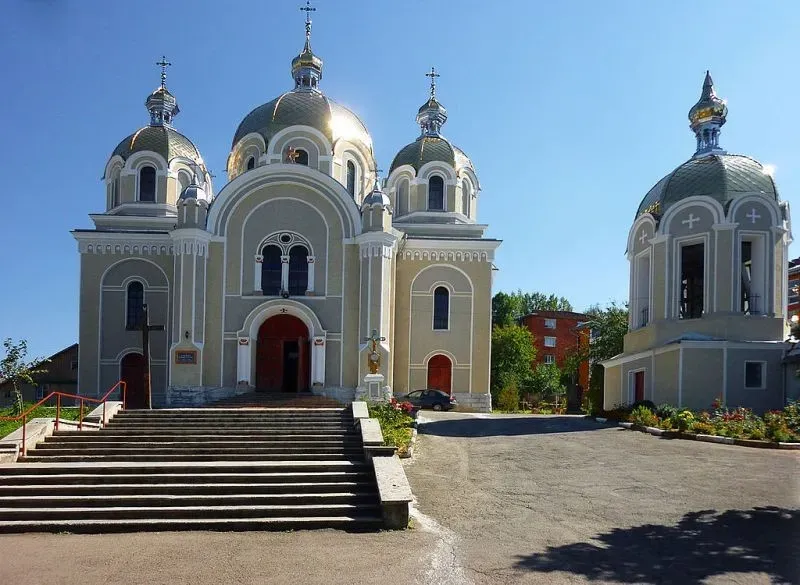 Запис проводиться в Церкві Святого Архистратига Михаїла УГКЦ вул. Майдан Шептицького, 9