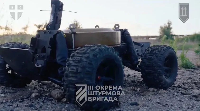 Ворожі фортифікації атакували FPV та НРК-камікадзе