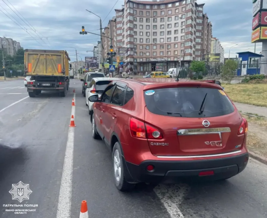 На водія патрульні склали адміністративні матеріали 
