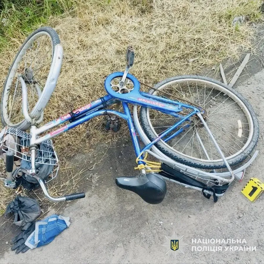 Водій автомобіля допустив зіткнення із велосипедистом