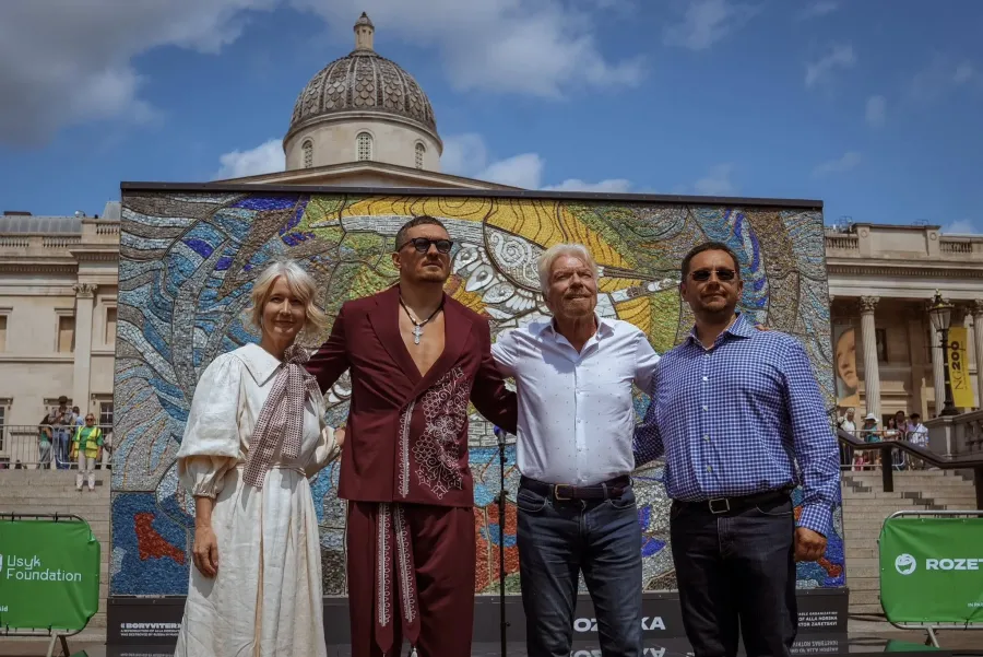 У 2022 році під час російського вторгнення мозаїка зазнала значних ушкоджень у Маріуполі. Фото: МЗС України