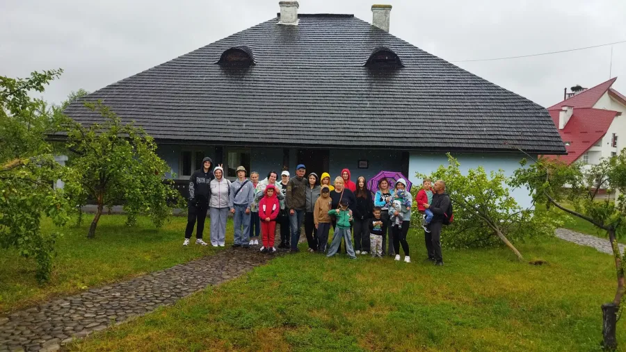 За час учасники побували у Манявському скиті