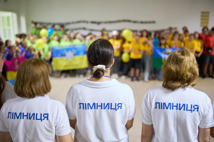 На дітей у таборі чекає насичена програма, як і для попередніх змін