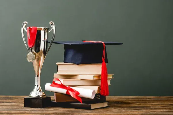 Ілюстроване фото. Грошову винагороду у розмірі 12-14 тисяч гривень отримають троє учнів