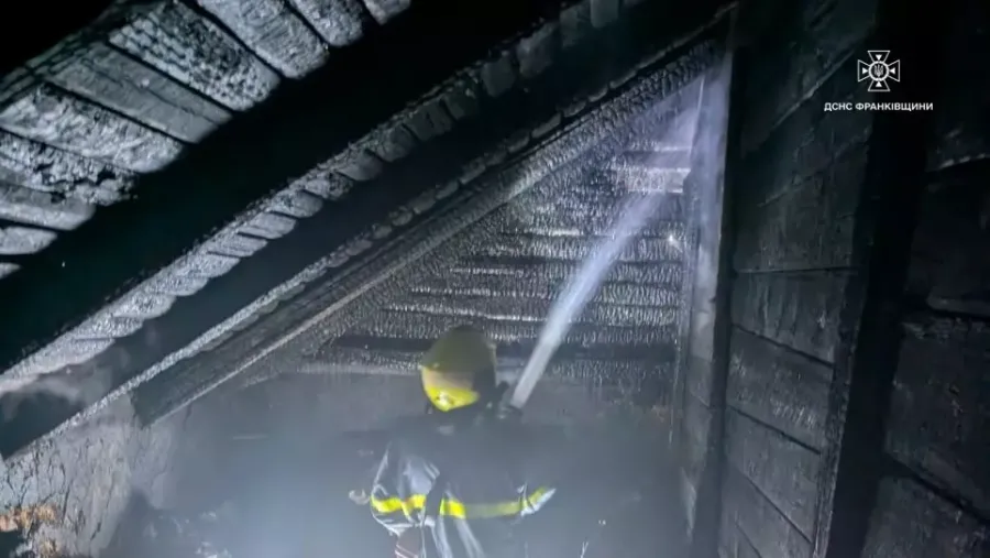 На місце пожежі оперативно прибули вогнеборці