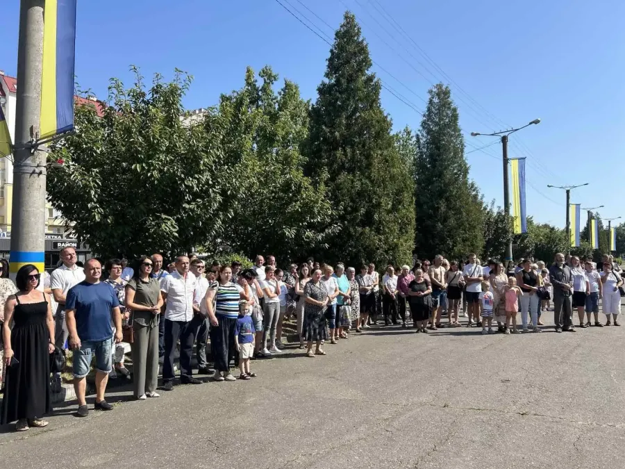 Під час заходу священнослужителі освятили нові банери, встановлені нещодавно на Алеї