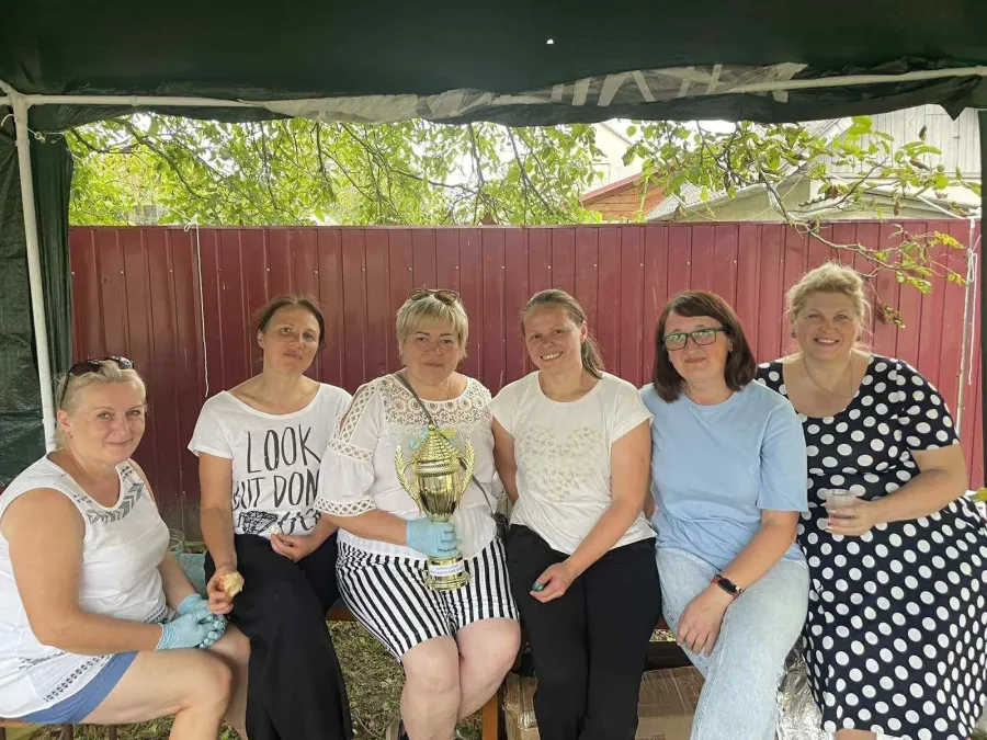 На ярмарку багато солодкої випічки та десертів, а також домашніх піц. Фото: Оксана Ляхович