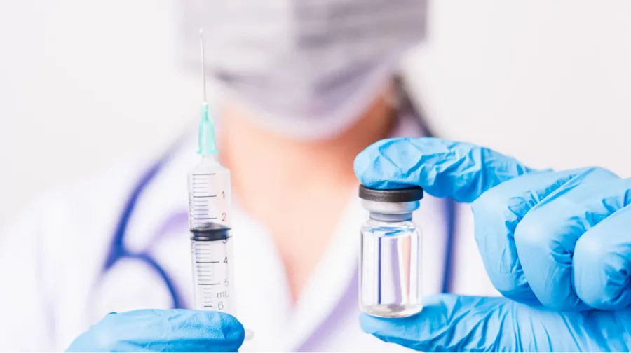 Ілюстроване фото. Івано-Франківська область забезпечена 1896 дозами антирабічної вакцини