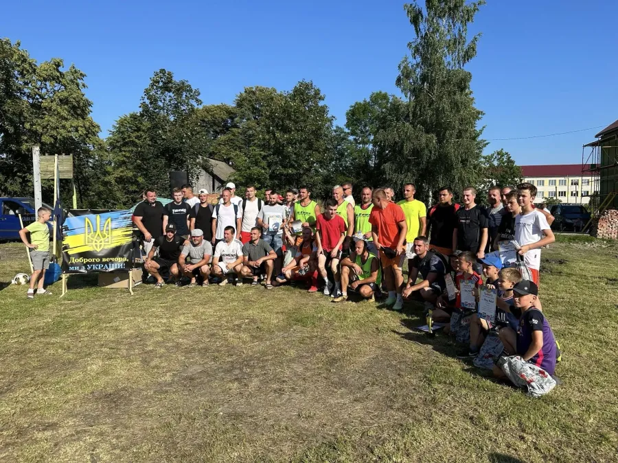 Усі зібрані кошти будуть передадуть на підтримку Збройних Сил України