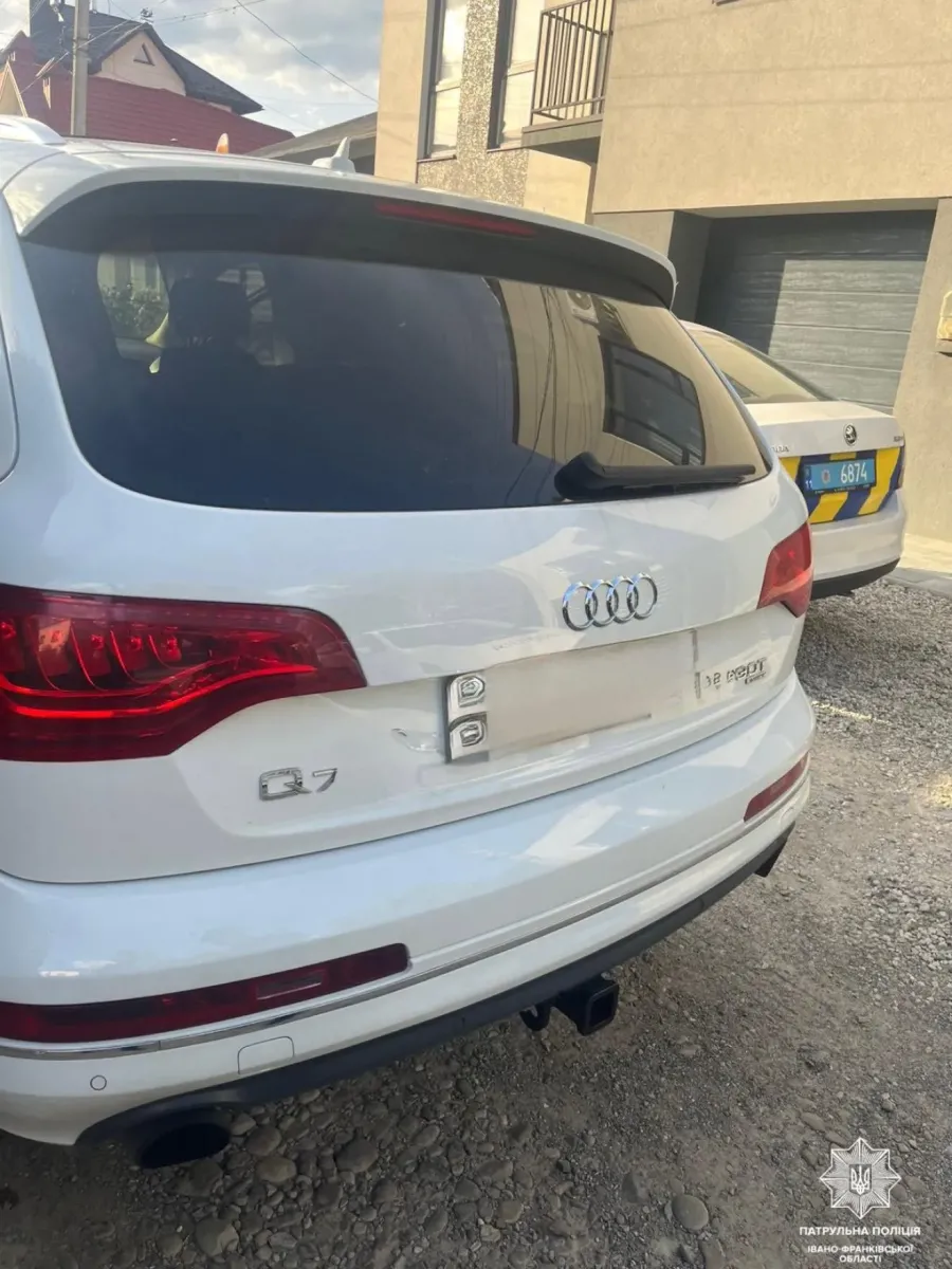 Патрульні зупинили водія