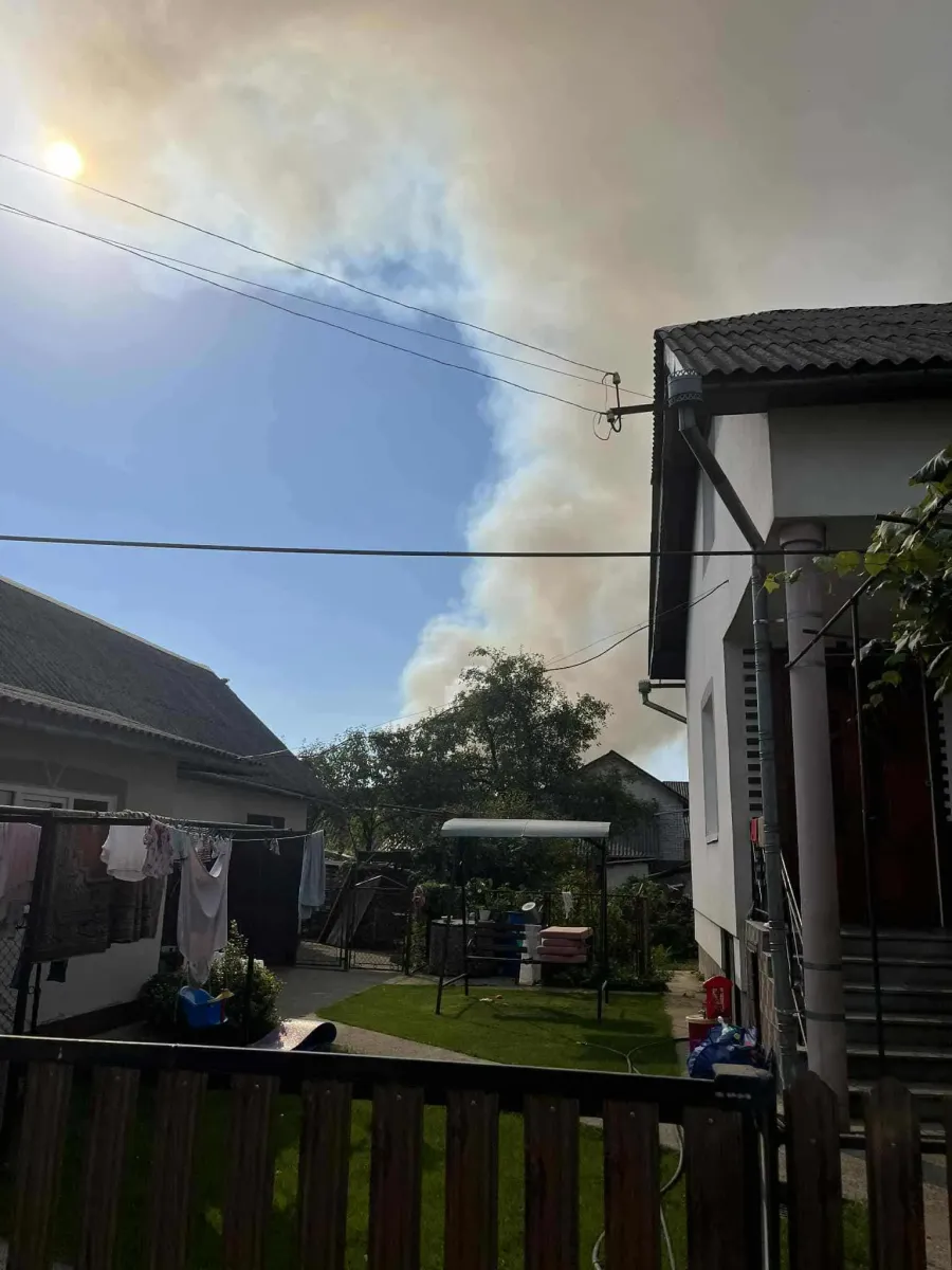 Калушан закликають зачиняти вікна та двері у приміщеннях